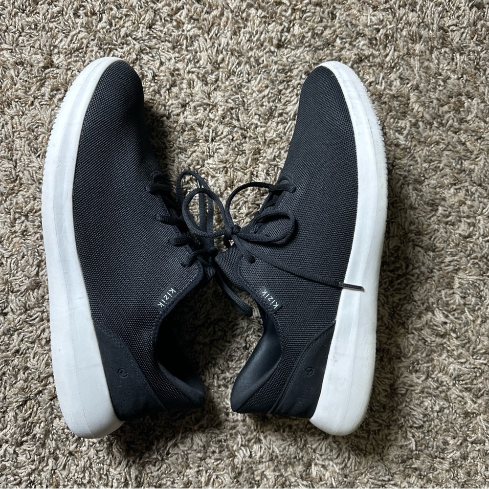 Kizik Eco Madrid Men's Knit Black and White Sneakers Size Men’s 13W Women’s 14.5